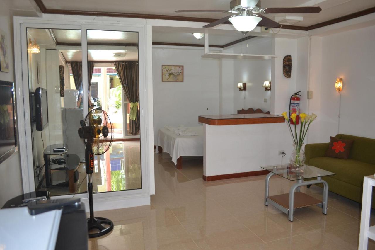 วิลลา เพรสซิลลา Hotel Dumaguete City ภายนอก รูปภาพ